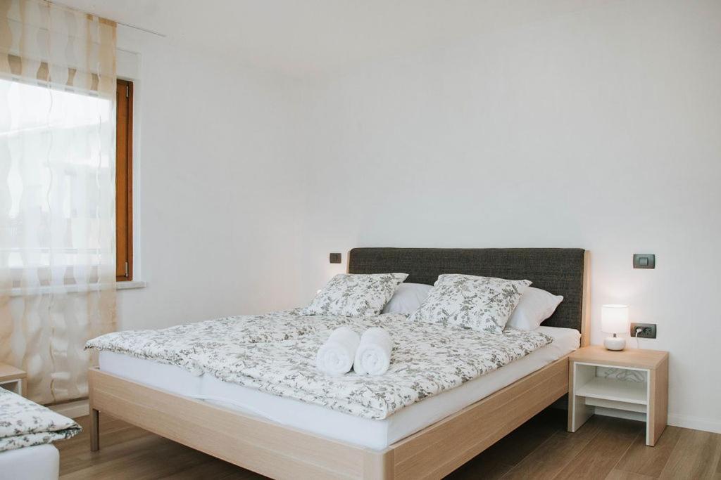 Apartmaji Ursic Kobarid Kültér fotó